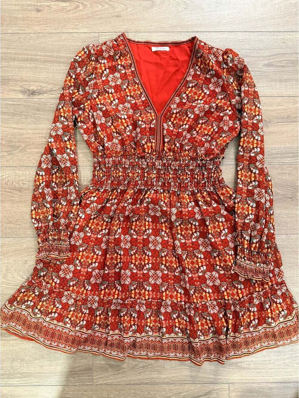 Max Studio Women's Red Floral Print Long Sleeve Smocked Waist Mini Dress